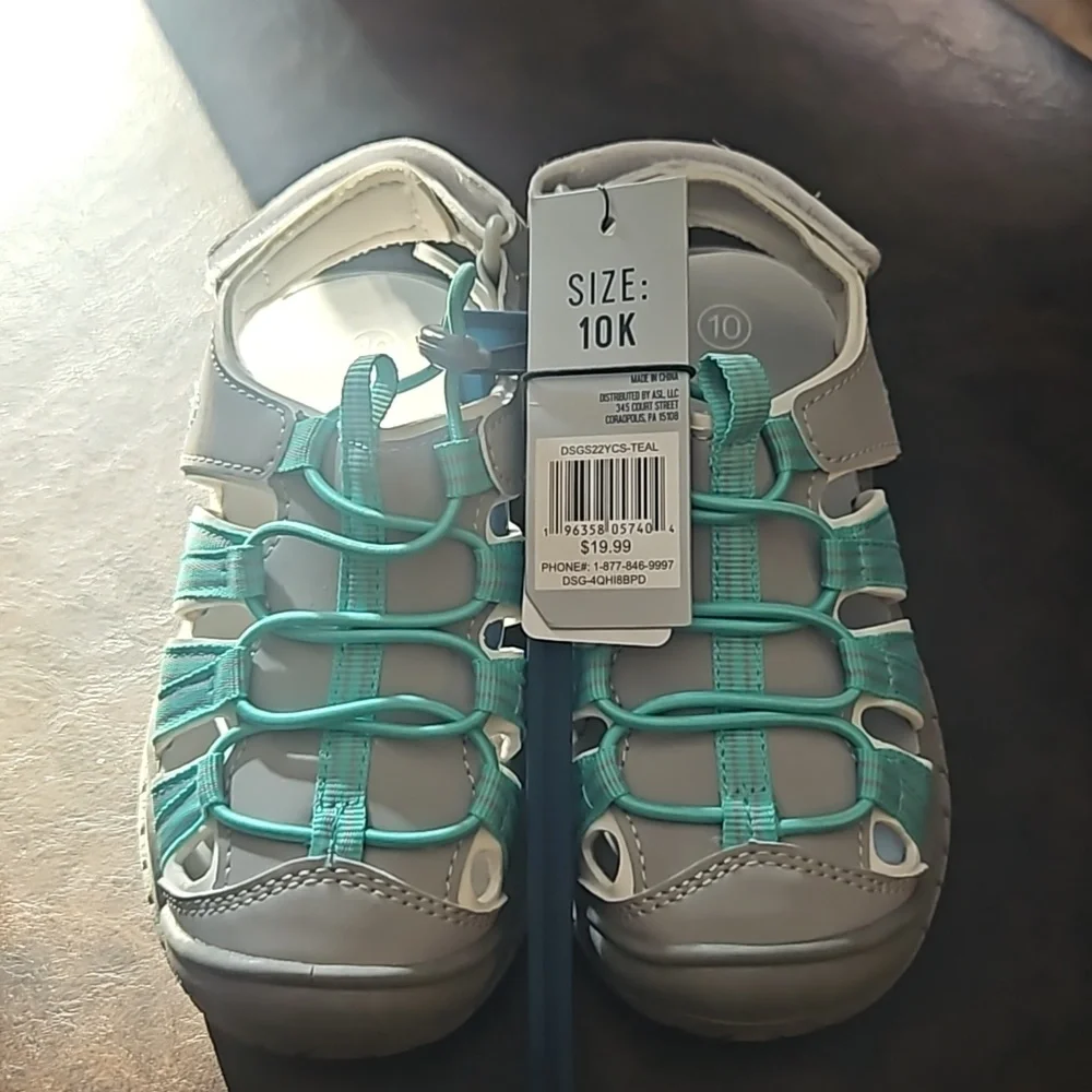 DSG Direct Youth Caged Sandals: GRAY/TEAL: NWT: SIZE 10
